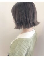 モルニ(MORNI)&nbsp;アッシュグレー_マロンベージュ Aラインボブ かきあげ