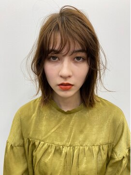 ローウェ 表参道(Louwe) 小顔20代,30代,40代,カーキベージュ[表参道/表参道駅]