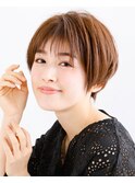 20.30.40代シースルーバングハイライトカラーショートボブ