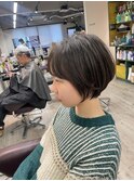 大人可愛い20代30代40代黒髪前下がりショートボブ丸みショート◎