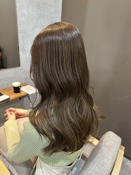 ベアーフルート 恵比寿店(BearFruit) オリーブベージュカラー