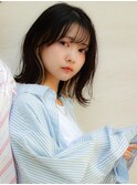 レイヤーカット　外はねボブ　切りっぱなしボブ　ミディアムボブ