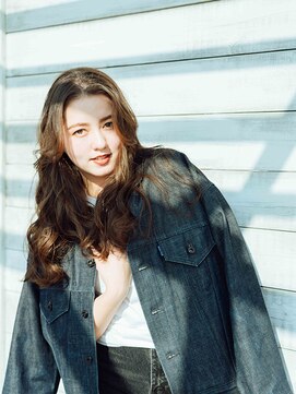 スタリー(Starry) 大人ウエーブロング20代/30代/40代/ハレマチ通り