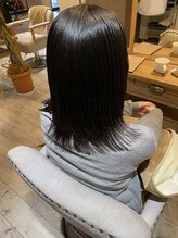 【サラ☆ツヤ】　カット+髪質改善縮毛矯正　￥19.500【スタイリスト:AZU】