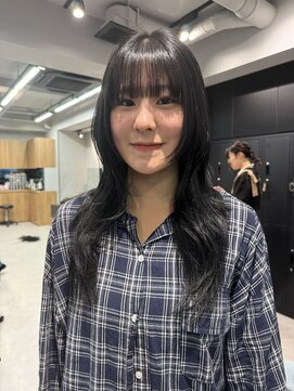 シャルムバイケンジ(Charm.by KENJE) 【 韓国風 】ザクザクレイヤー/暗髪レイヤー/艶カラー/レイヤー