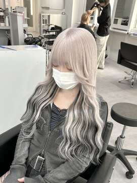 シェイロ(Cielro) ホワイトカラー×インナーダーク/ハイトーン×エクステ