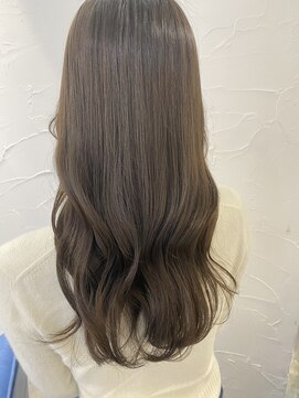 ウーロス(uros.) シアブラウン