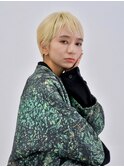 【RAWR】前髪ありホワイトブロンド_ひし形ショートボブ