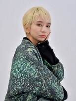 ロアーヘアー フォルド 小倉店(RAWR hair FOLD)&nbsp;【RAWR】前髪ありホワイトブロンド_ひし形ショートボブ