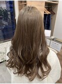 ヘーゼルべージュ
