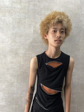 ローリー ヒロシマ(RoLLy hiroshima) 強さの象徴スタイル