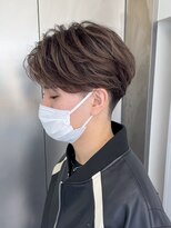 ビューナゴヤ 名駅(VIEW NAGOYA)&nbsp;メンズ/サーフカール/刈り上げセンターパート/波巻きツイスパ