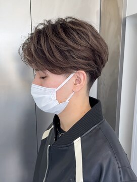 ビューナゴヤ 名駅(VIEW NAGOYA) メンズ/サーフカール/刈り上げセンターパート/波巻きツイスパ