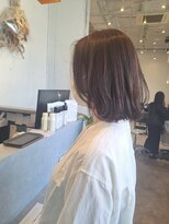 トイズファクトリー(Toys Factory) ミディアムレイヤー×アッシュブラウン美髪