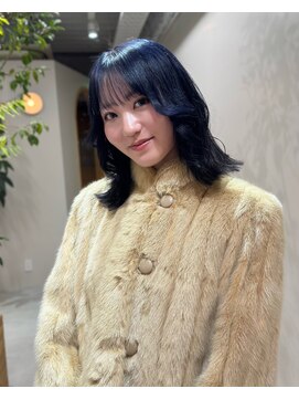 クル(k u r u) アッシュグレーカラー