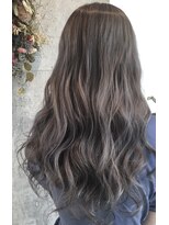 ヘアーデザイン リマ(Hair Design Lima) 『Lima』外国人風スモーキーグレーカラー