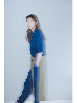 ローブ(robe) ロングウェットヘアアレンジ