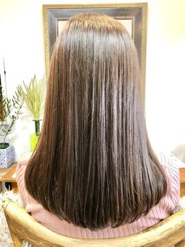 ミーノ(mieno) オーガニックカラーでナチュラルセミディ