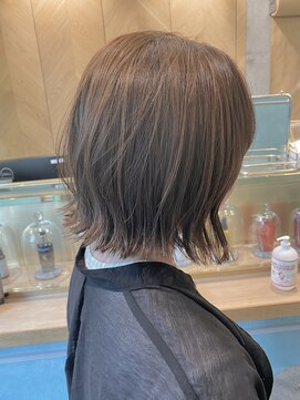 ロンドフルール 大宮東口(Lond fleur) 【Lond fleur 石畑結華】外はねグレージュボブ