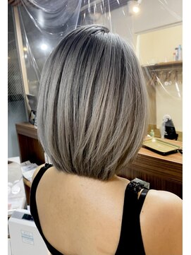 ブリッツレボルト(BLITZ R EVOLUT) 外国人風シャドールーツカラー【柏/柏駅】20代30代40代 柏駅