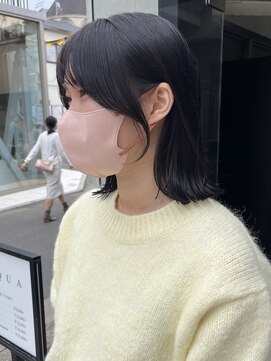 アクアオモテサンドウ(ACQUA omotesando) △ブリーチなしラベンダーグレージュ韓国風外ハネロブヘア