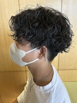 ヒュイル バイ ニアウ(Hwyl by Niau)&nbsp;メンズマッシュパーマ波巻スパイラルパーマニュアンスパーマ