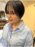 丸みシルエット♪大人ノーブルなツヤ感黒髪ナチュラルショート
