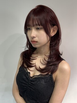 ワン バイ ジエクト(One by The Ect) 韓国レイヤーハッシュカット小顔前髪カシスレッド