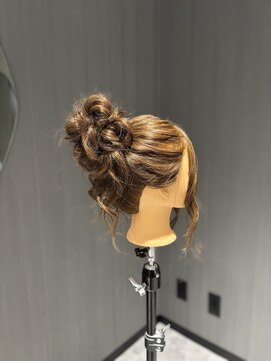 ヘアメイクサロン チャンス(Hair make salon CHANCE) ルーズおだんご