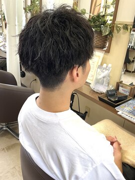 コア フィール ア デイ(COIFFURE A DAY) 【見附　今町】ジェルパーマ　スパイラル　波巻き
