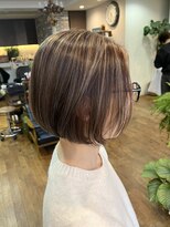 ロータスヘアーデザイン(Lotus Hair Design)&nbsp;【lotus下枝】白髪ぼかしハイライト/透明感ベージュ/丸みボブ