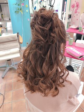 ヘアセットサロン アッシュ 神戸三宮(Ash) お団子ハーフ☆毛先のがし☆