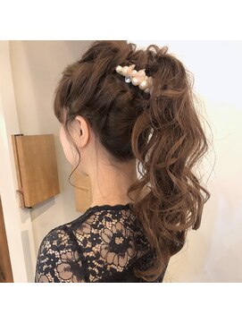 ロティー(loty) 《loty酒井美紀》大人ポニー×二次会アレンジ