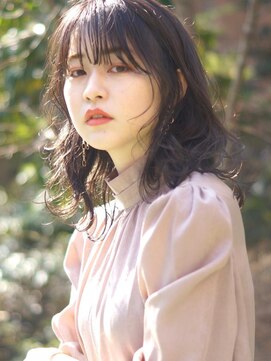 アトリエ フェム(atelier.fem) atelier.fem　春めくラフなウェーブスタイル