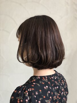 メイプルフェロー(MAPLE fellow) 20代30代ミニボブココアブラウン小顔美肌ストレート丸み