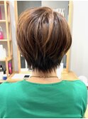 【脱白髪染めハイライト】大人かわいい★美髪ハンサムショート
