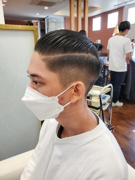 アムズヘアーファム メンズマンバンスタイル