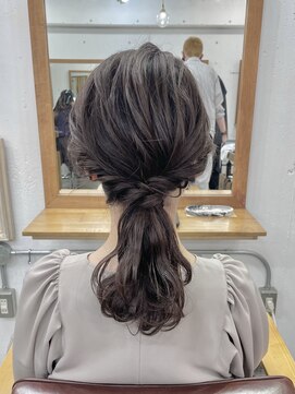 リッカ(RICCA) ニュアンスローポニー♪結婚式 二次会 ヘアセット I-1218
