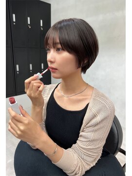 ルネ 北千住(Renee) 丸みショート_カーキグレージュマッシュショート