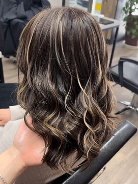 ヴィフ 大船(VIF) ハイライトカラー/ケアブリーチ/ダブルカラー/エレガント大船駅