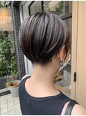 刈り上げ丸みショート