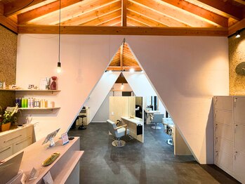 EMU THREE SOLIS【エムスリー ソリス】