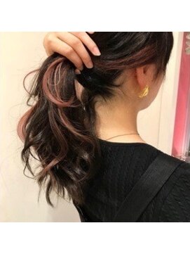 ラックスビーギャラリー なんば駅前店(LUXBE GALLERY) 【横田】20代30代40代大人かわいいデザインカラー