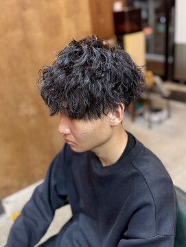 ロルド シェリ(Rold Cheri) 【山本智文】ツイストスパイラルパーマV字マッシュ