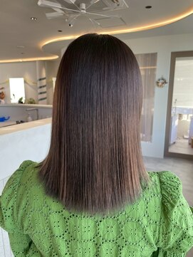 ビビバイベル(BiVi by BHEL) 桑名ロングレイヤーカットハッシュカット透明感カラー重めロング