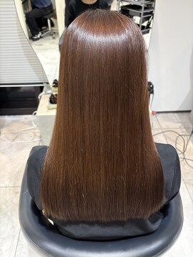 ナイン バイ アソビ 銀座(Nyne by asobi) 髪質改善／縮毛矯正／白髪染め／美髪／銀座／酸性ストレート