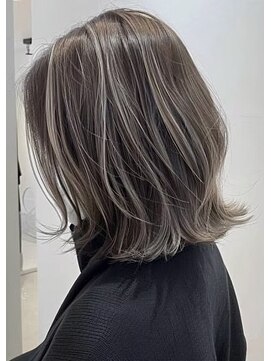 ブロウ ネックス ザ サロン 表参道(VLOW nex the salon) 白髪ぼかしハイライト vlow 表参道