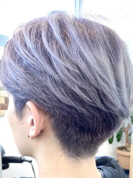 美容室ファンタジーの写真/軽くしたい&垢抜けたい&朝ラクが一気に叶う《ショート》★万人受けNO.1の神スタイルで小顔見せも期待大◎