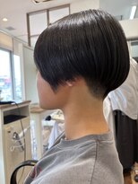 コナ(CONA)&nbsp;刈り上げショート