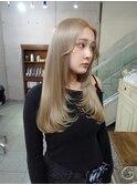 ミルクティーブロンド/ハッシュカット